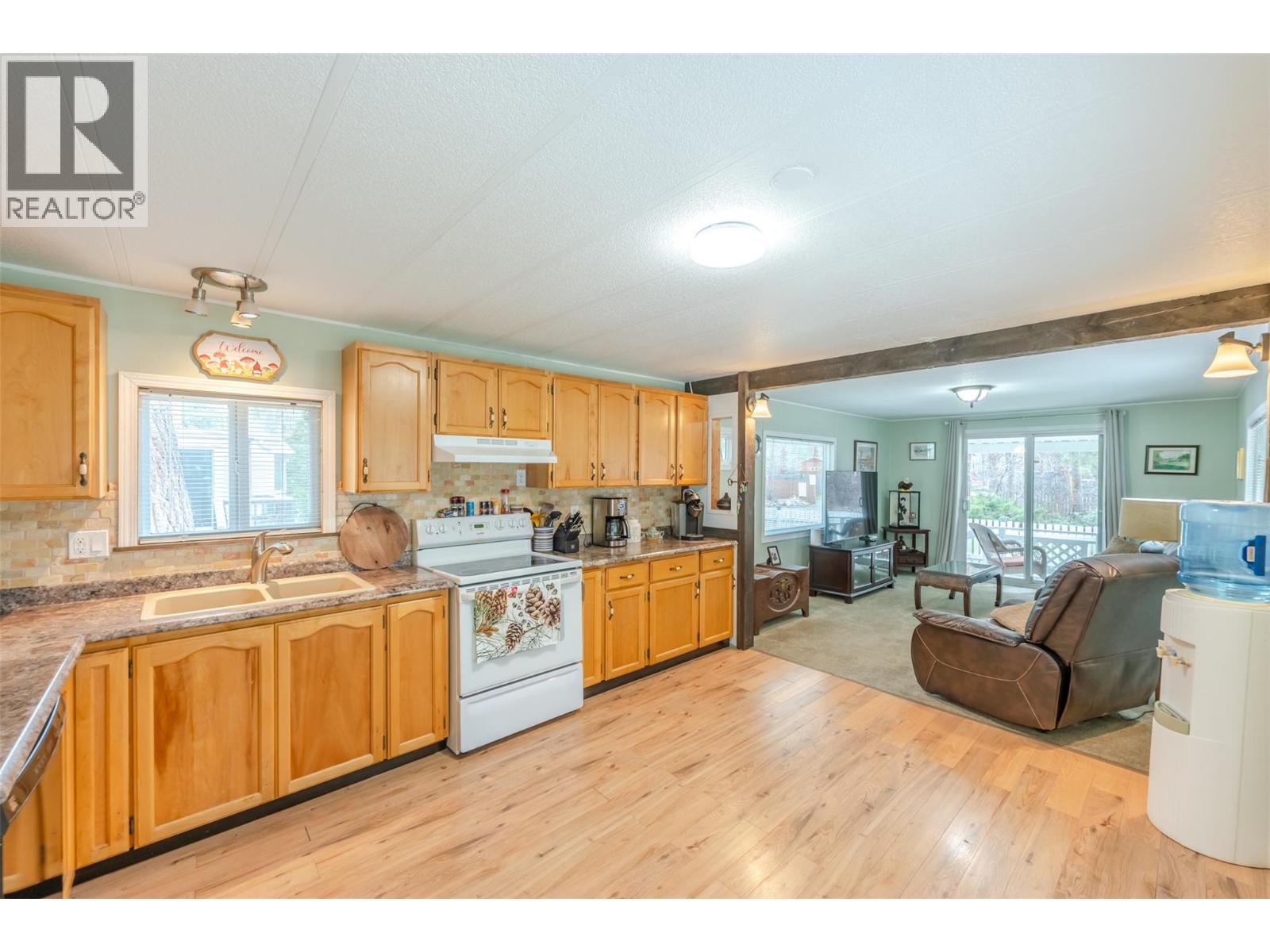 174 GALLAGHER LAKE Road Unit# 14, Oliver