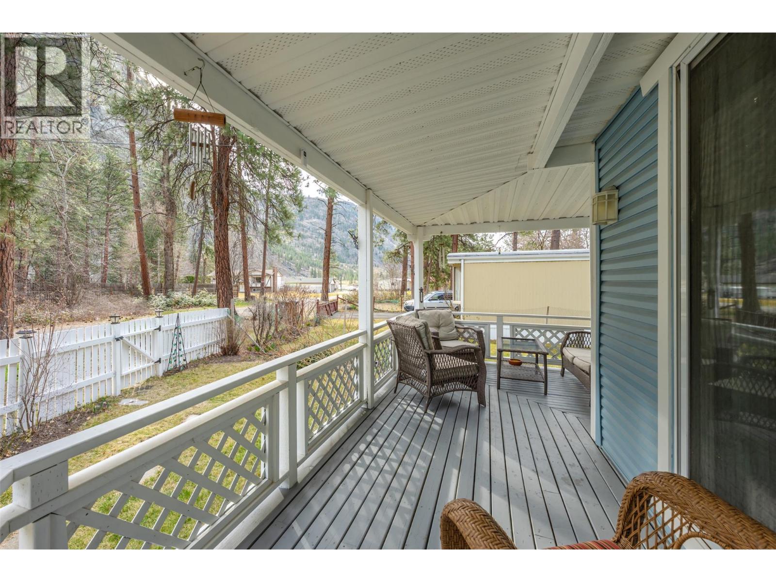 174 GALLAGHER LAKE Road Unit# 14, Oliver