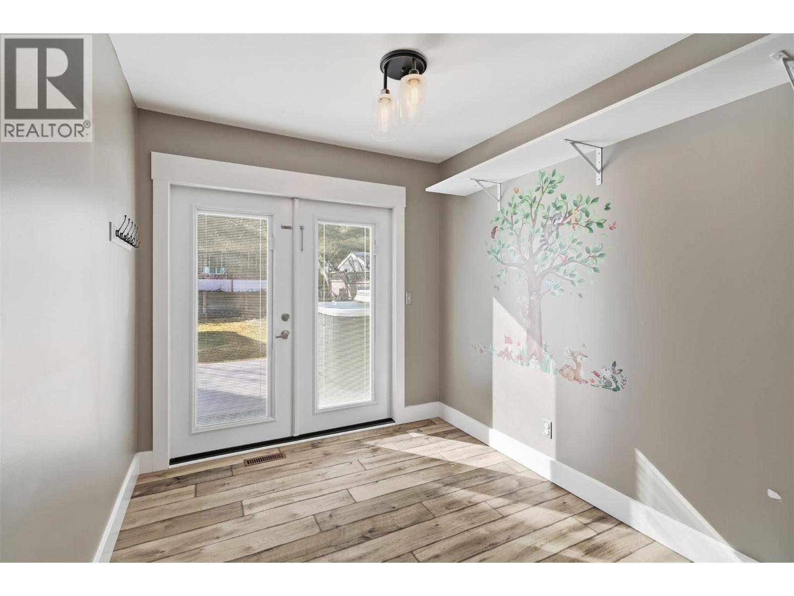 1189 HOWE Road, Kamloops