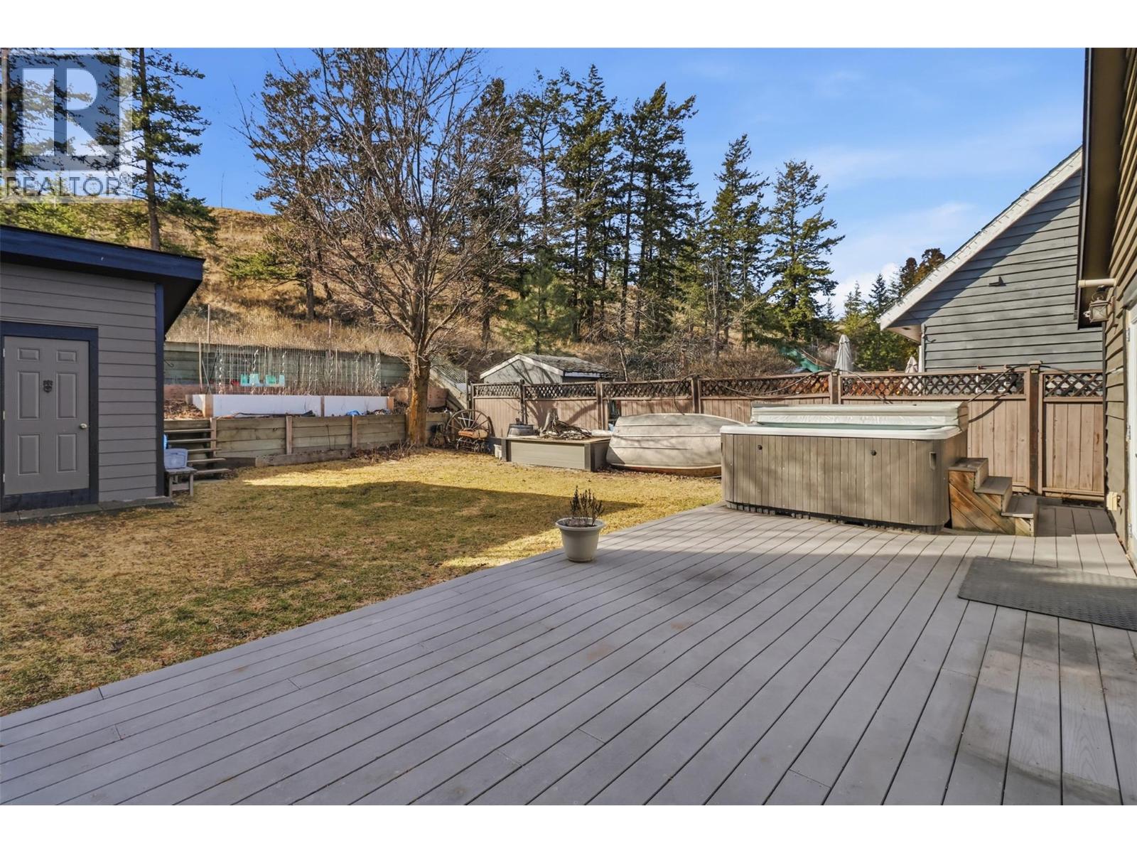 1189 HOWE Road, Kamloops