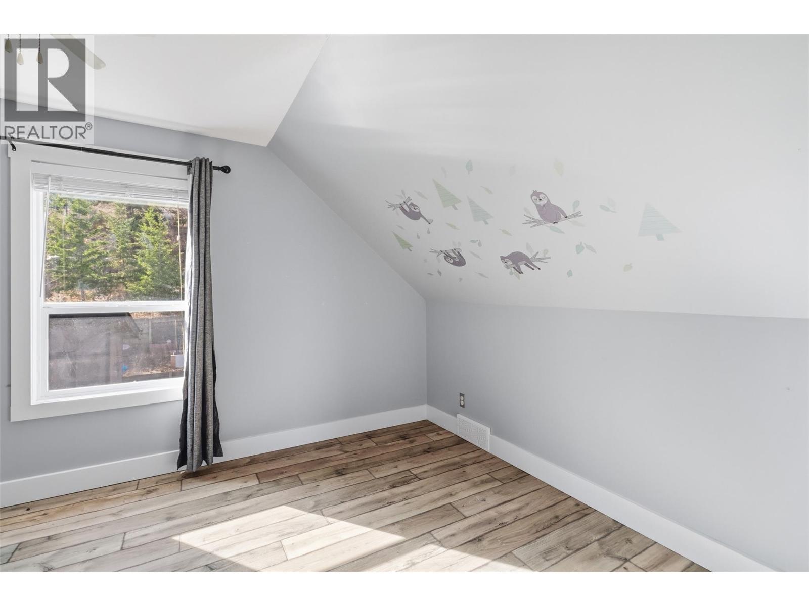 1189 HOWE Road, Kamloops