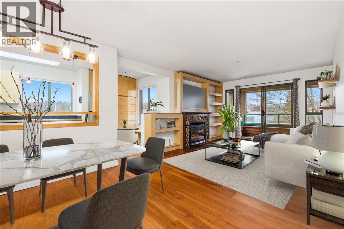 306 223 MOUNTAIN Highway - main photo