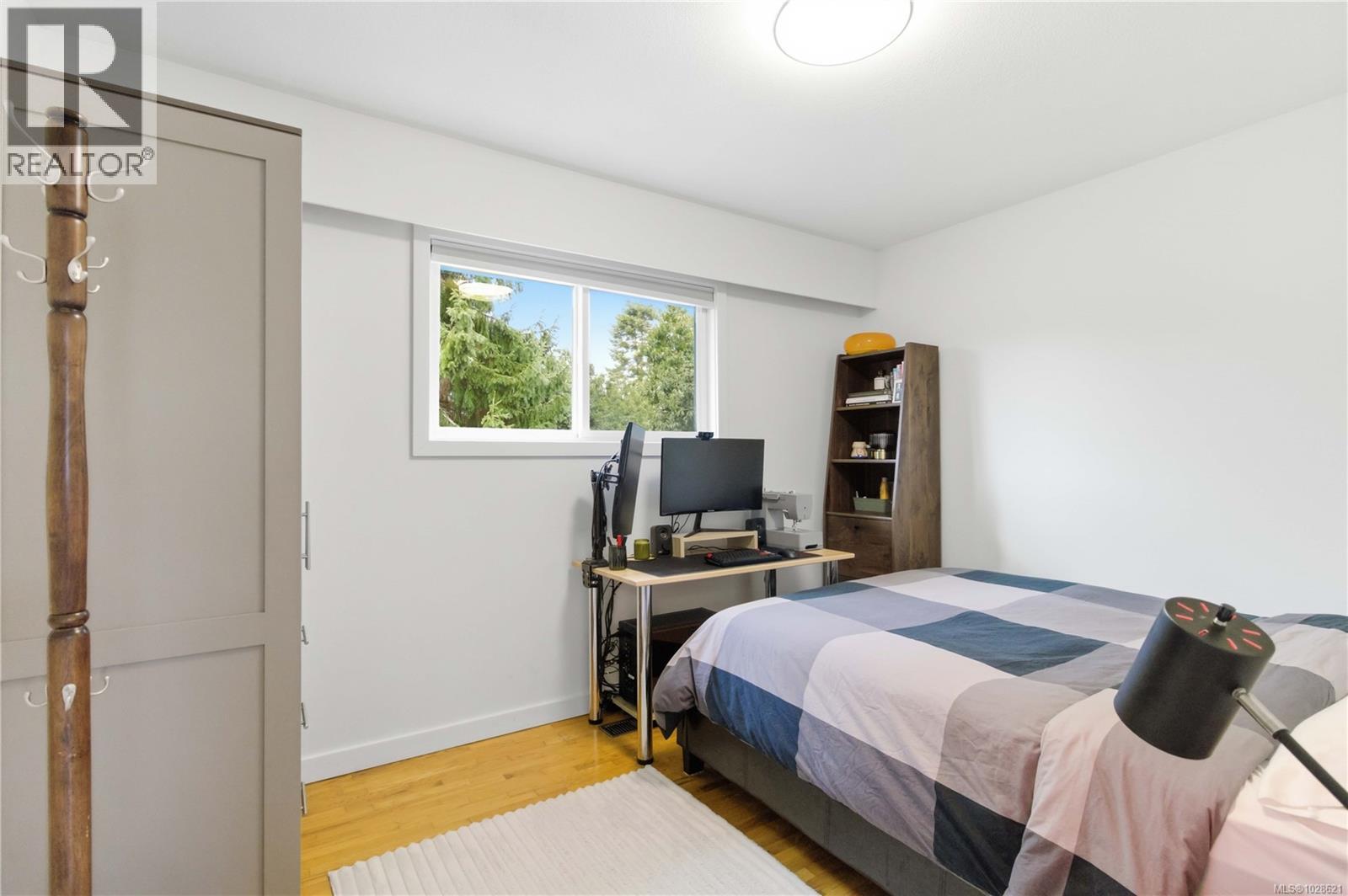  9552 Sharples Road, Sidney