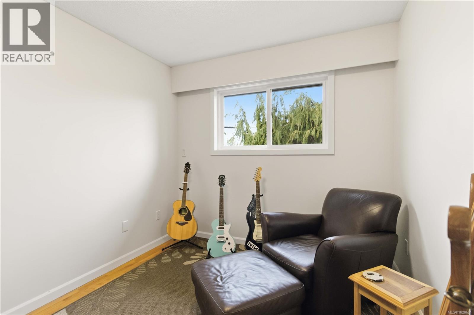  9552 Sharples Road, Sidney