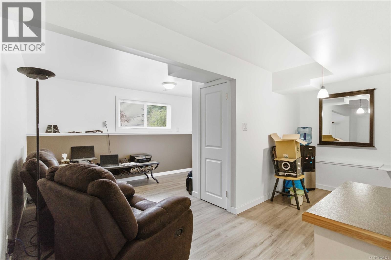  9552 Sharples Road, Sidney