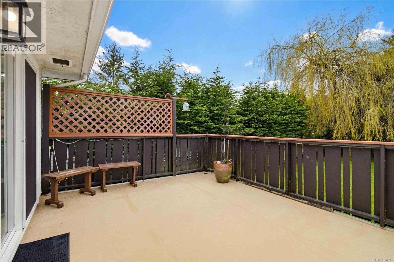  9552 Sharples Road, Sidney