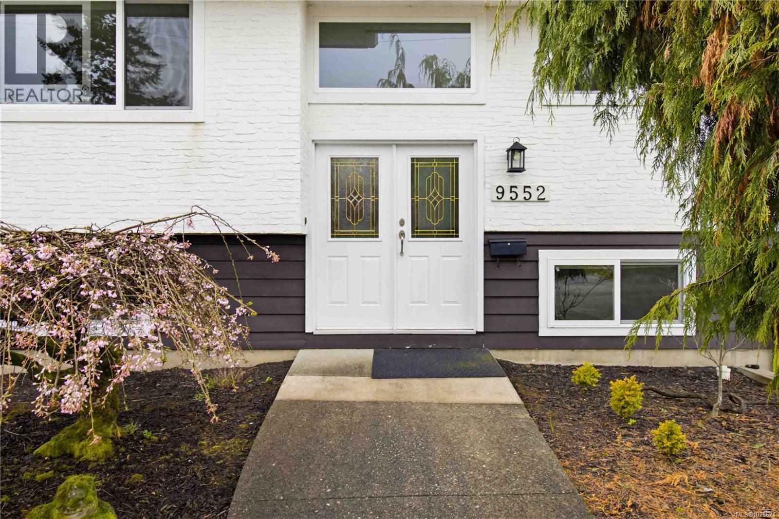  9552 Sharples Road, Sidney