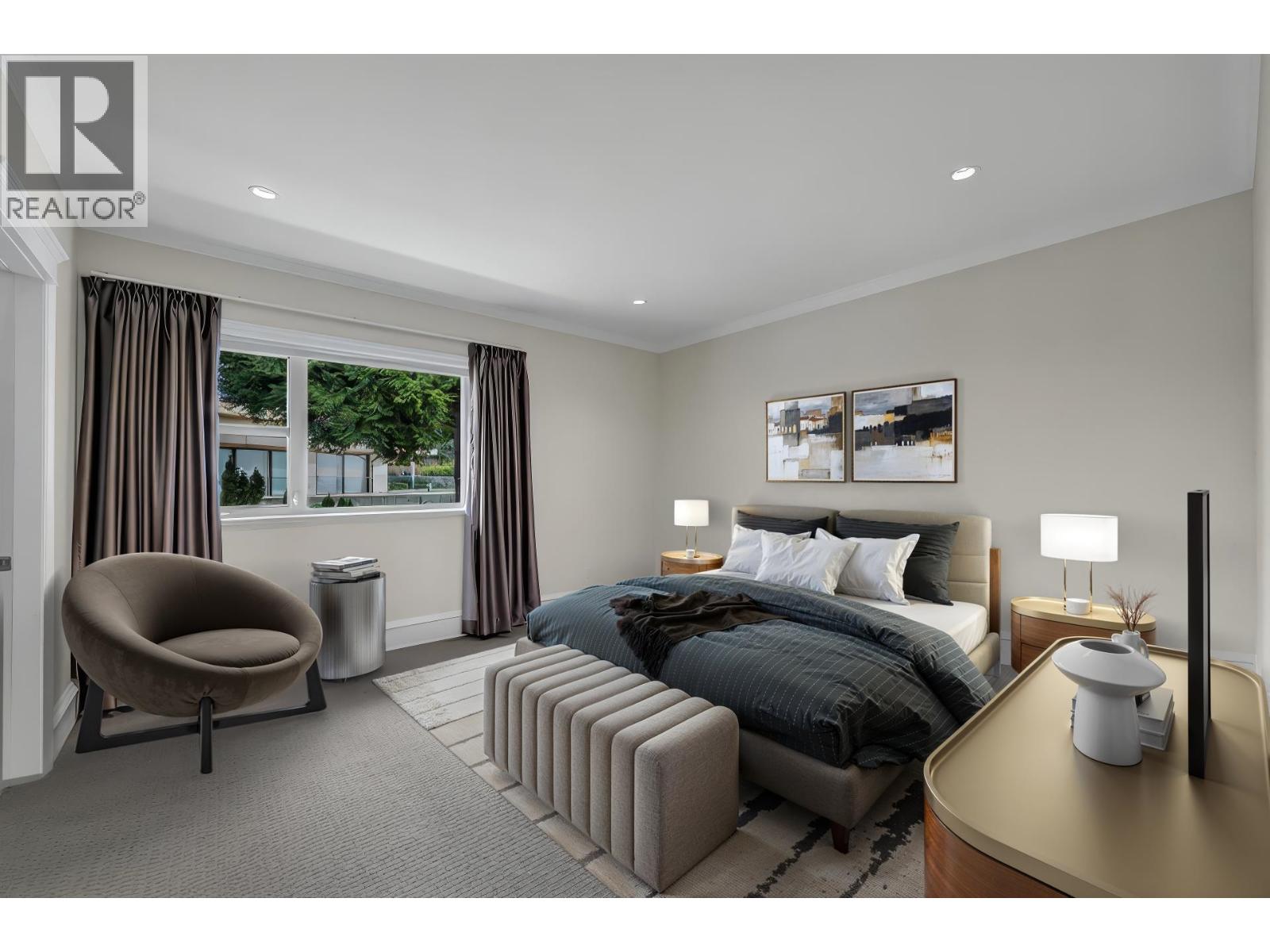 715 KING GEORGES WAY, West Vancouver