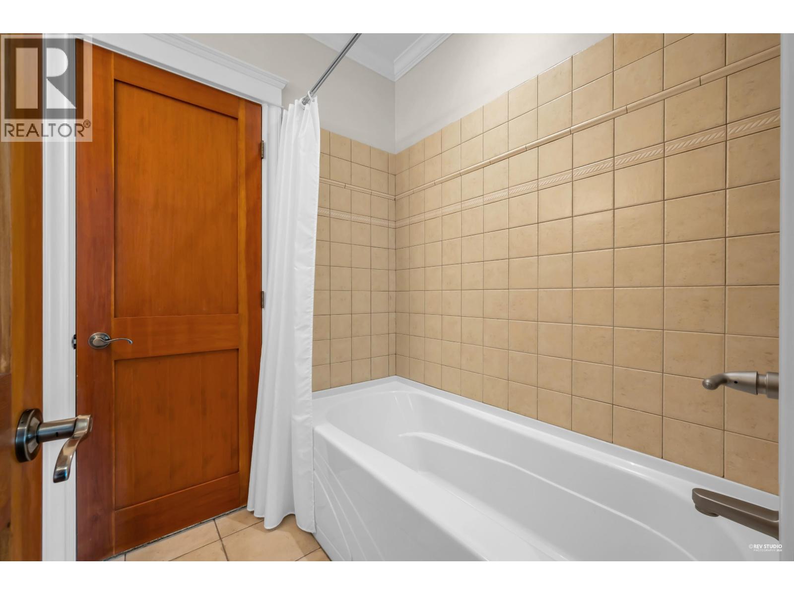 715 KING GEORGES WAY, West Vancouver