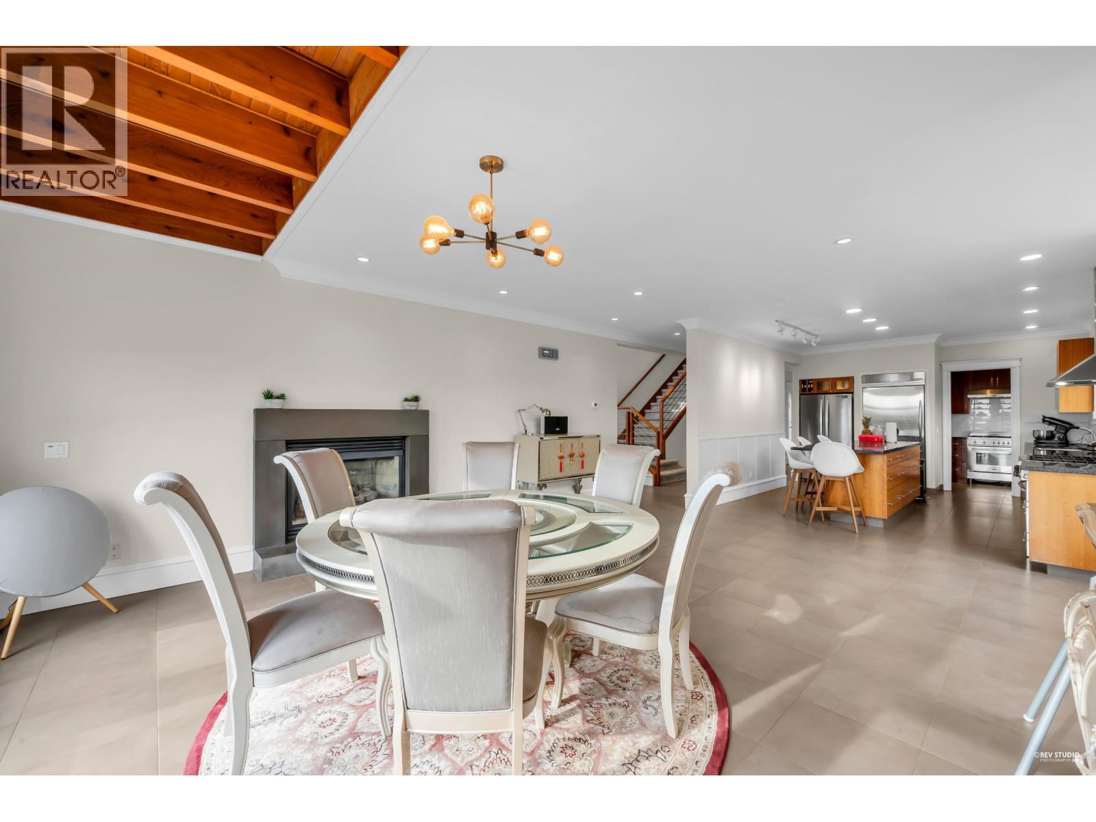 715 KING GEORGES WAY, West Vancouver