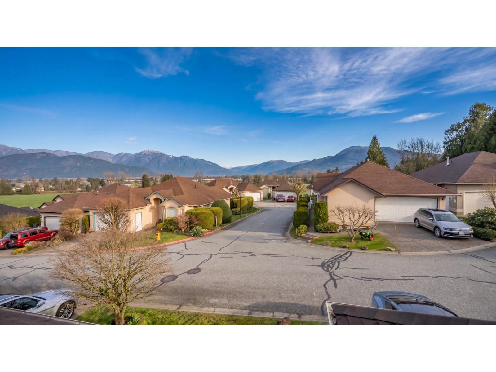 37 47470 CHARTWELL DRIVE, Little Mountain, Chilliwack