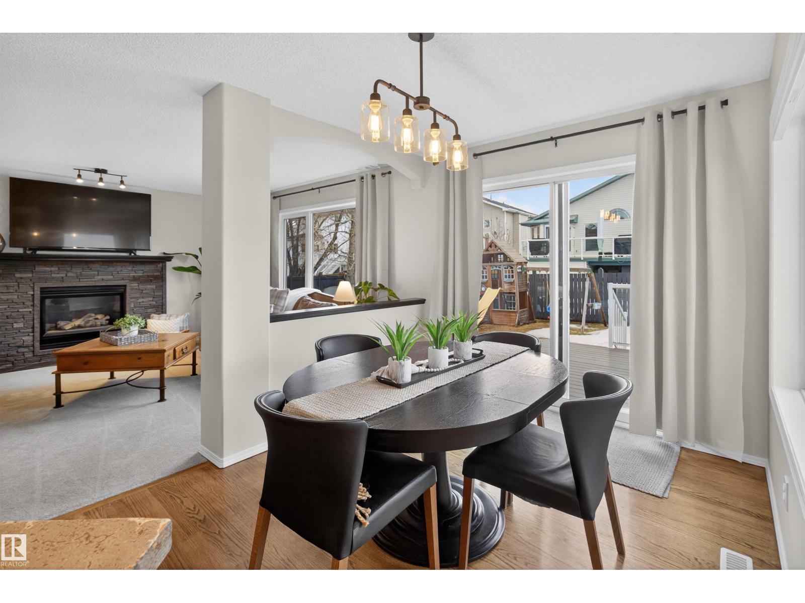 352 MEADOWVIEW TC, Sherwood Park