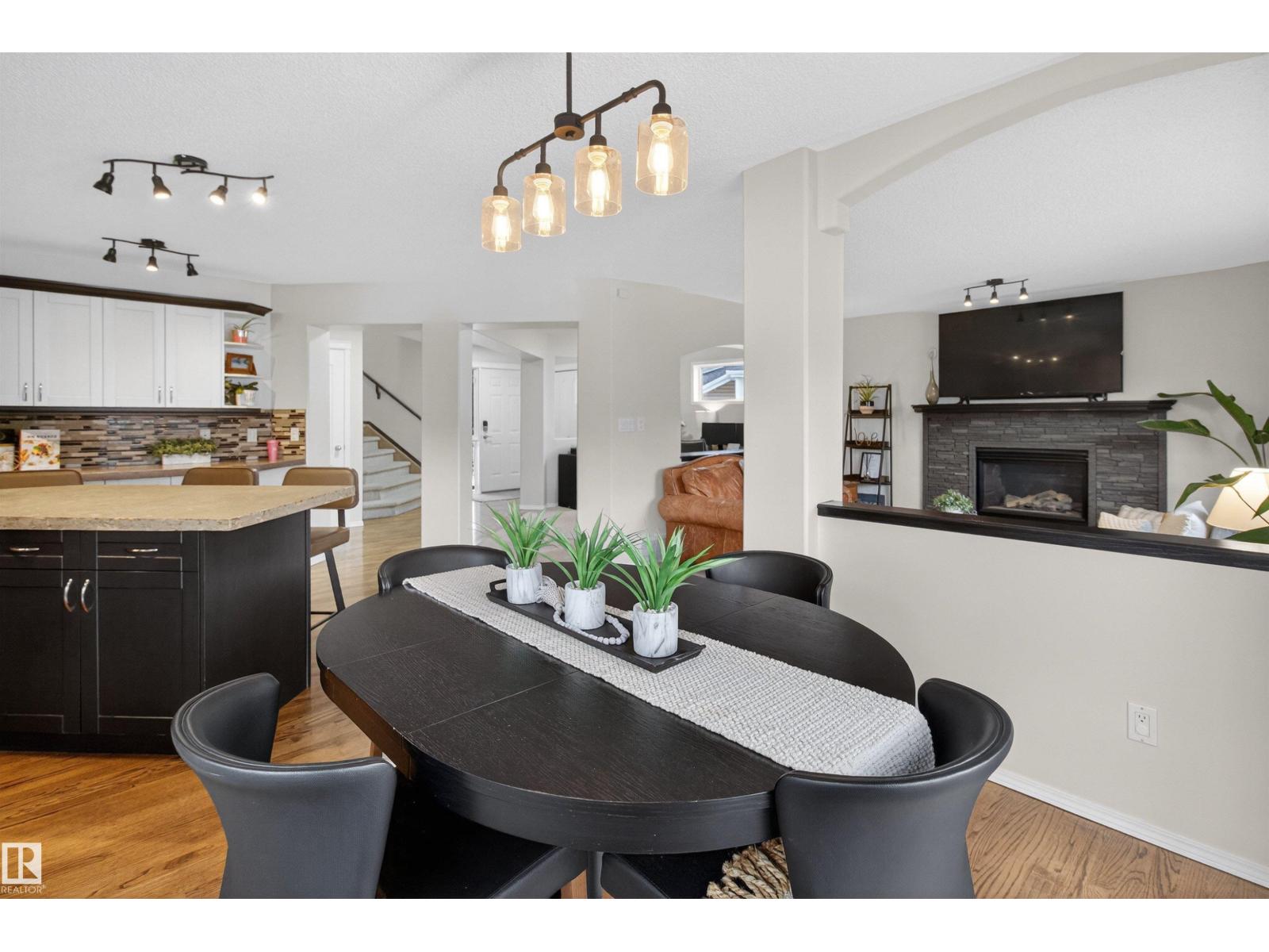 352 MEADOWVIEW TC, Sherwood Park