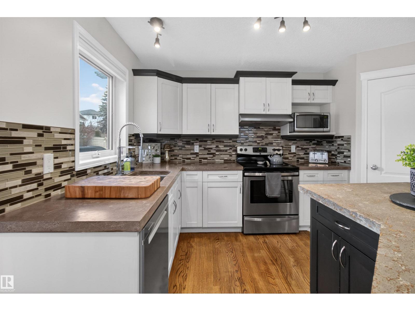 352 MEADOWVIEW TC, Sherwood Park