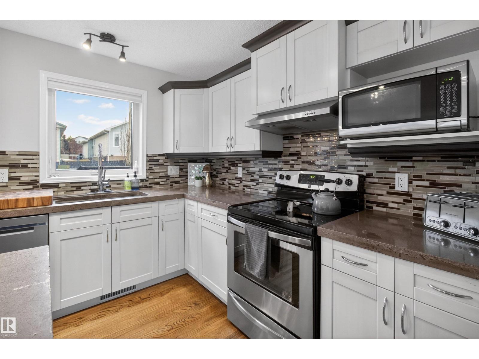 352 MEADOWVIEW TC, Sherwood Park