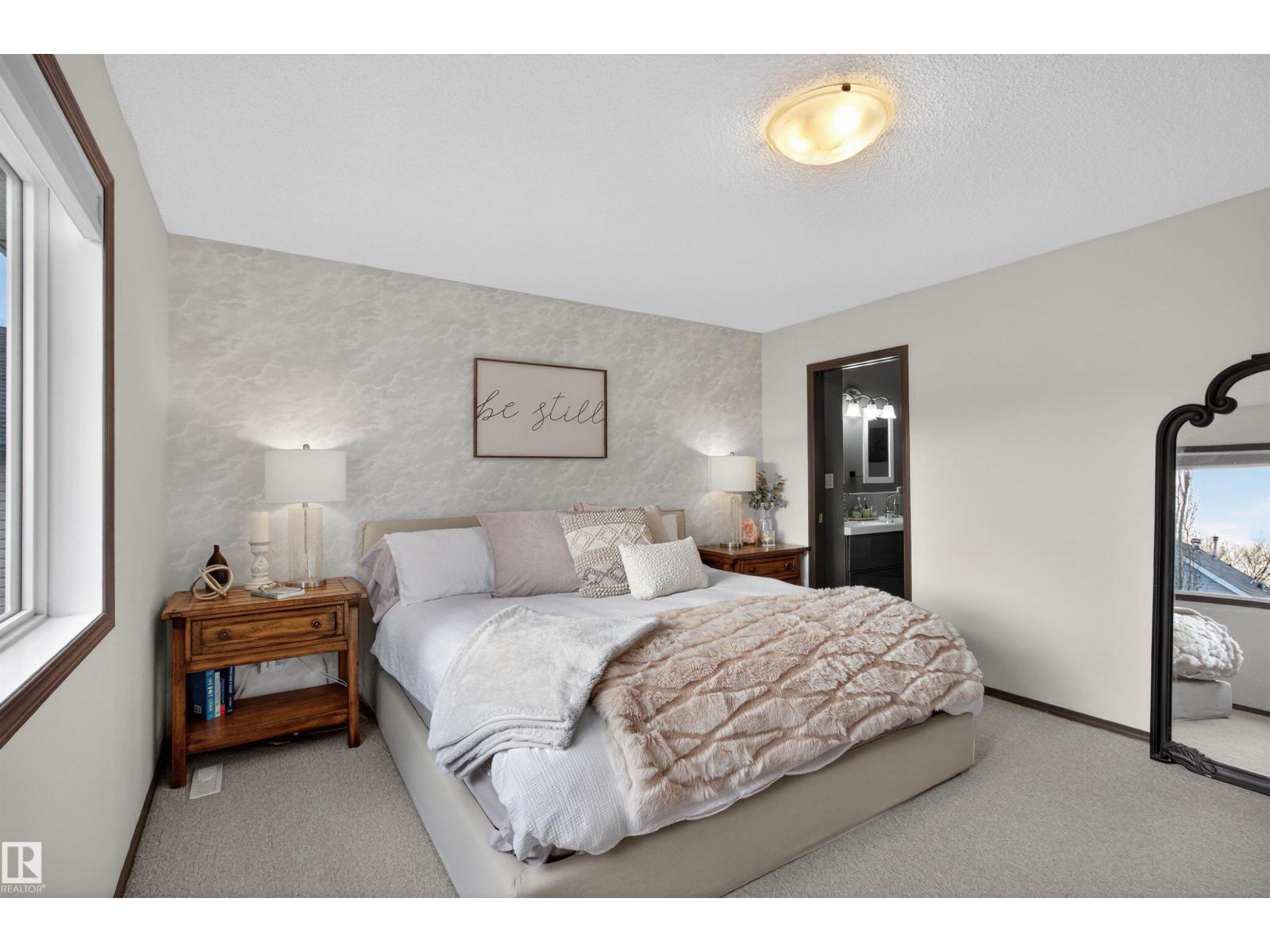 352 MEADOWVIEW TC, Sherwood Park