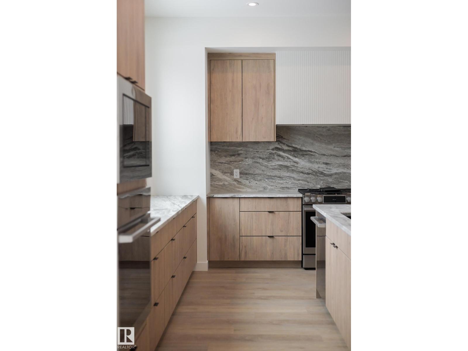 9140 74 AV NW - 2
