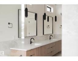 9140 74 Av Nw, Edmonton, AB T6E1E1 Photo 20