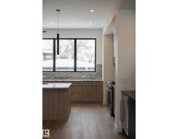 9140 74 Av Nw, Edmonton, AB T6E1E1 Photo 17