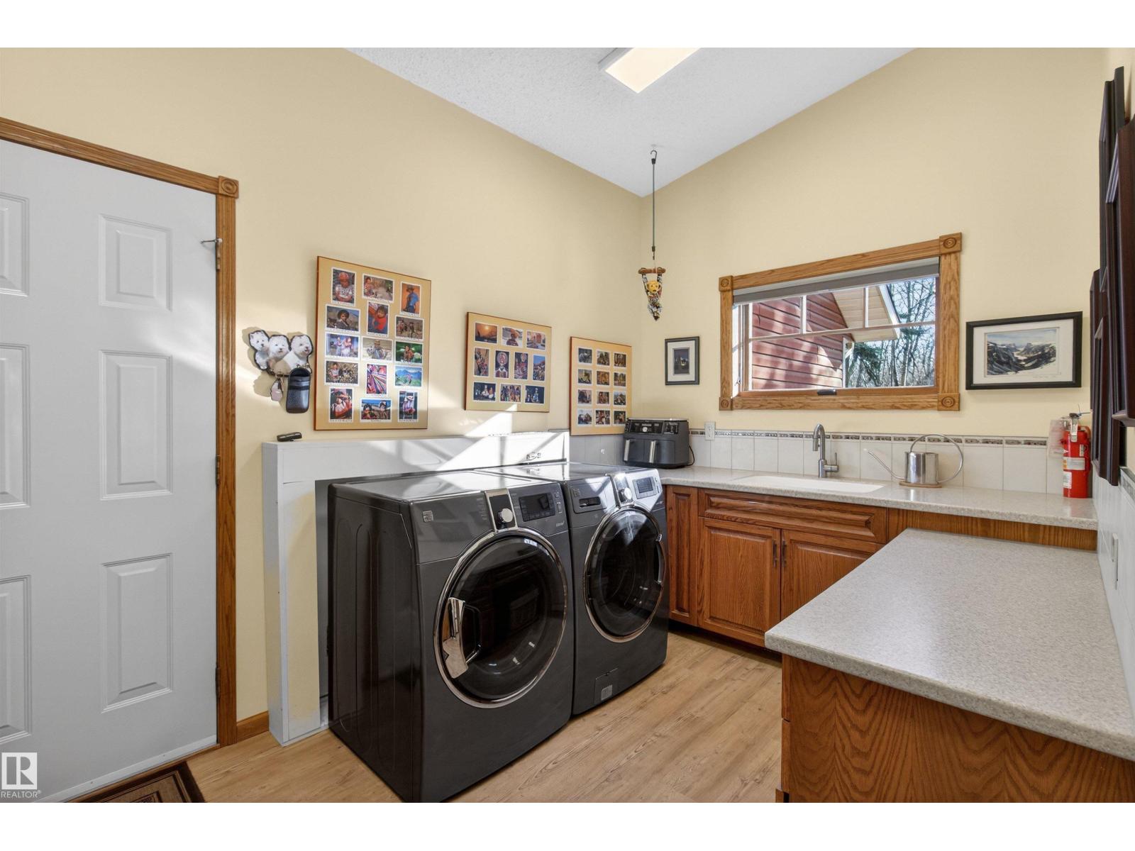 #337 23248 TWP ROAD 522, Rural Strathcona County