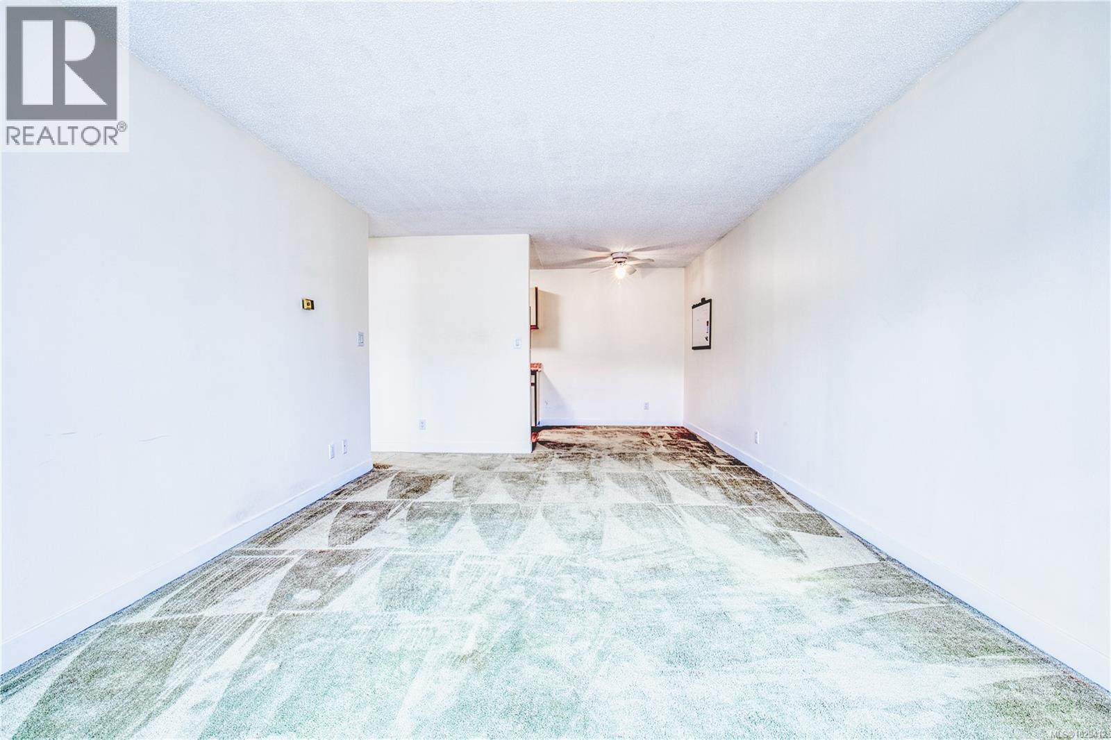 #308 2815 DEPARTURE BAY RD - 11