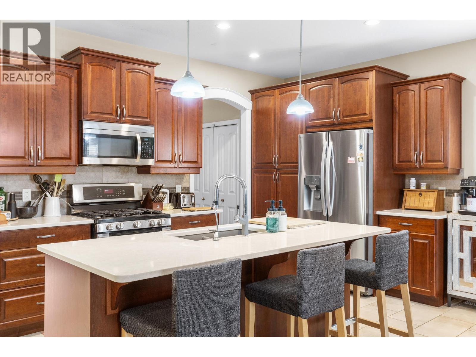 2253 WILKINSON STREET - 15