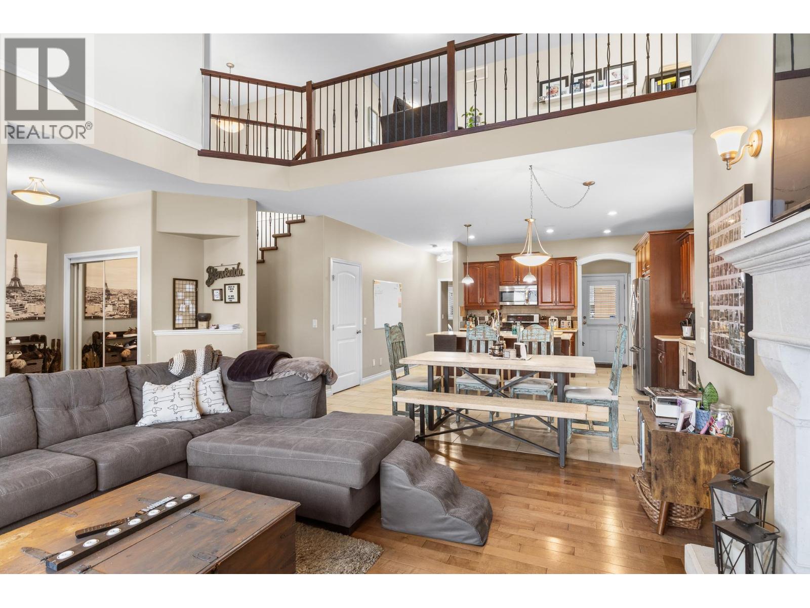 2253 WILKINSON STREET - 10