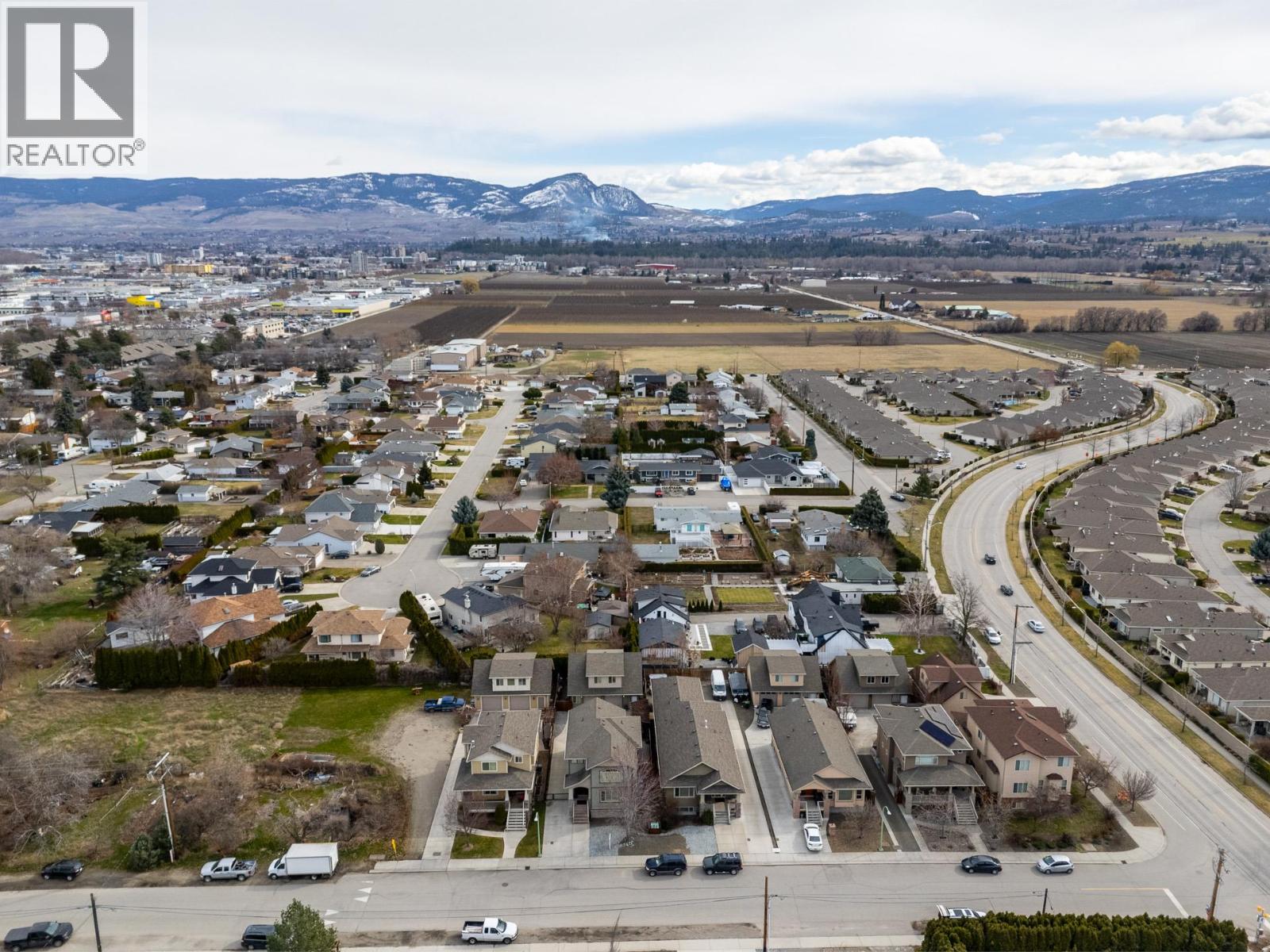 2253 WILKINSON STREET - 86