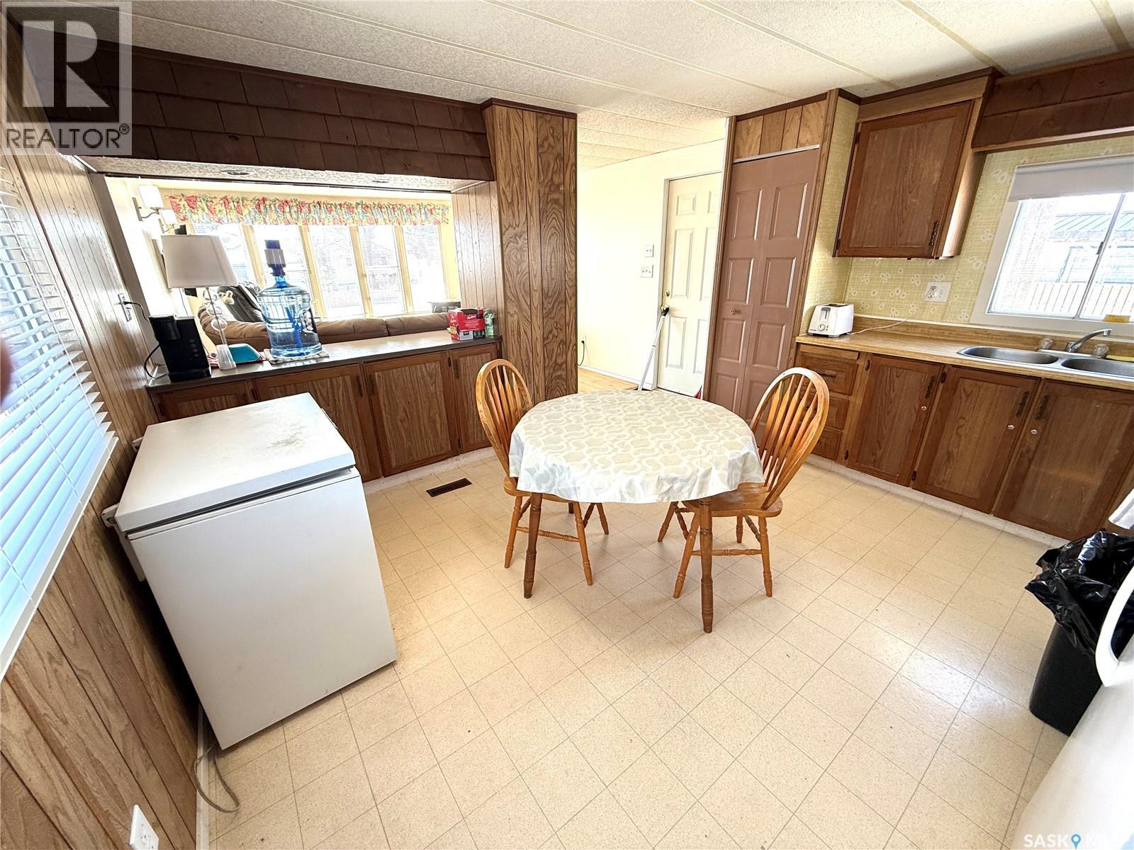1&2 Lakeview AVENUE - 19