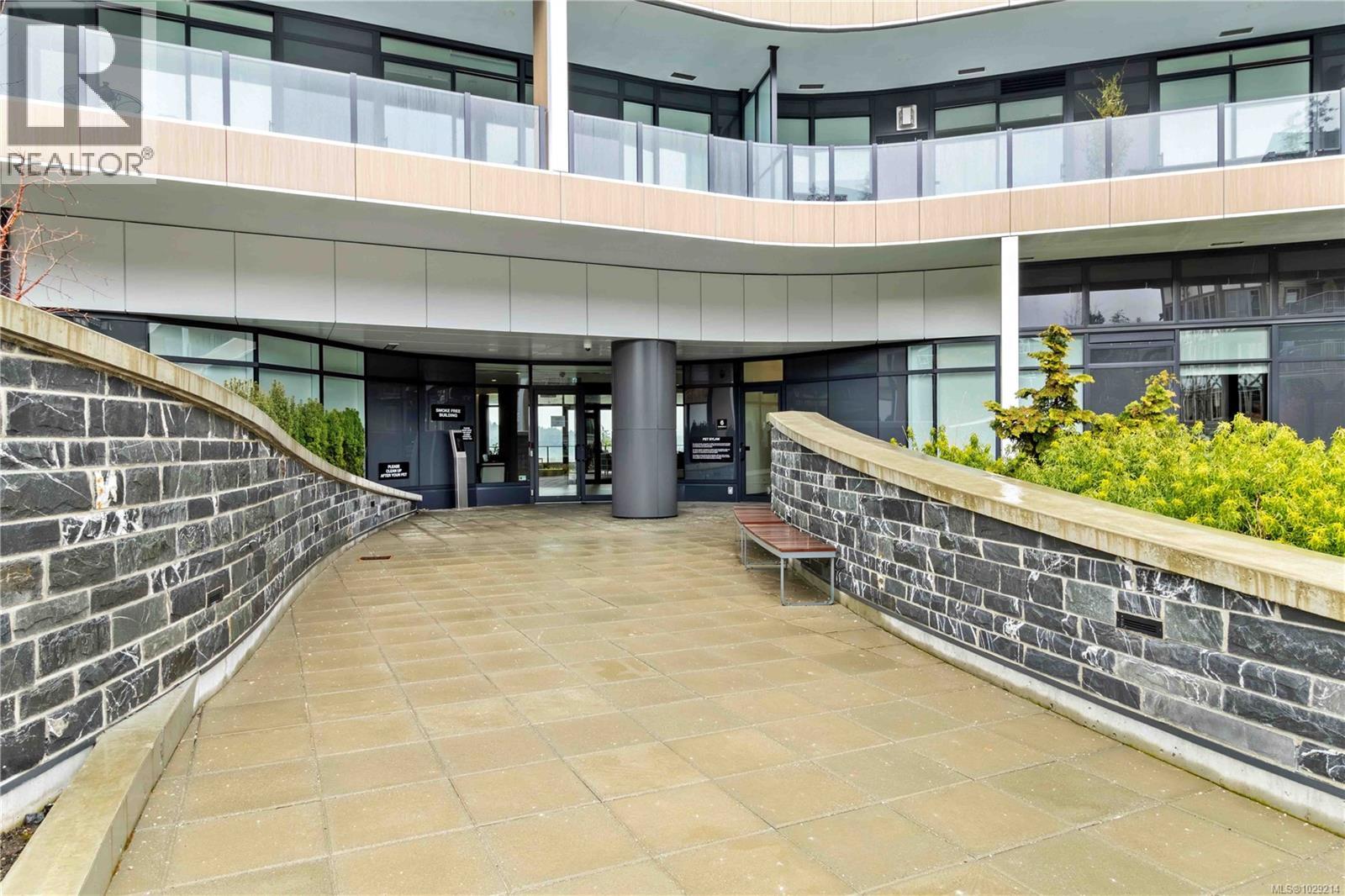 #1006 2000 HANNINGTON RD - 40