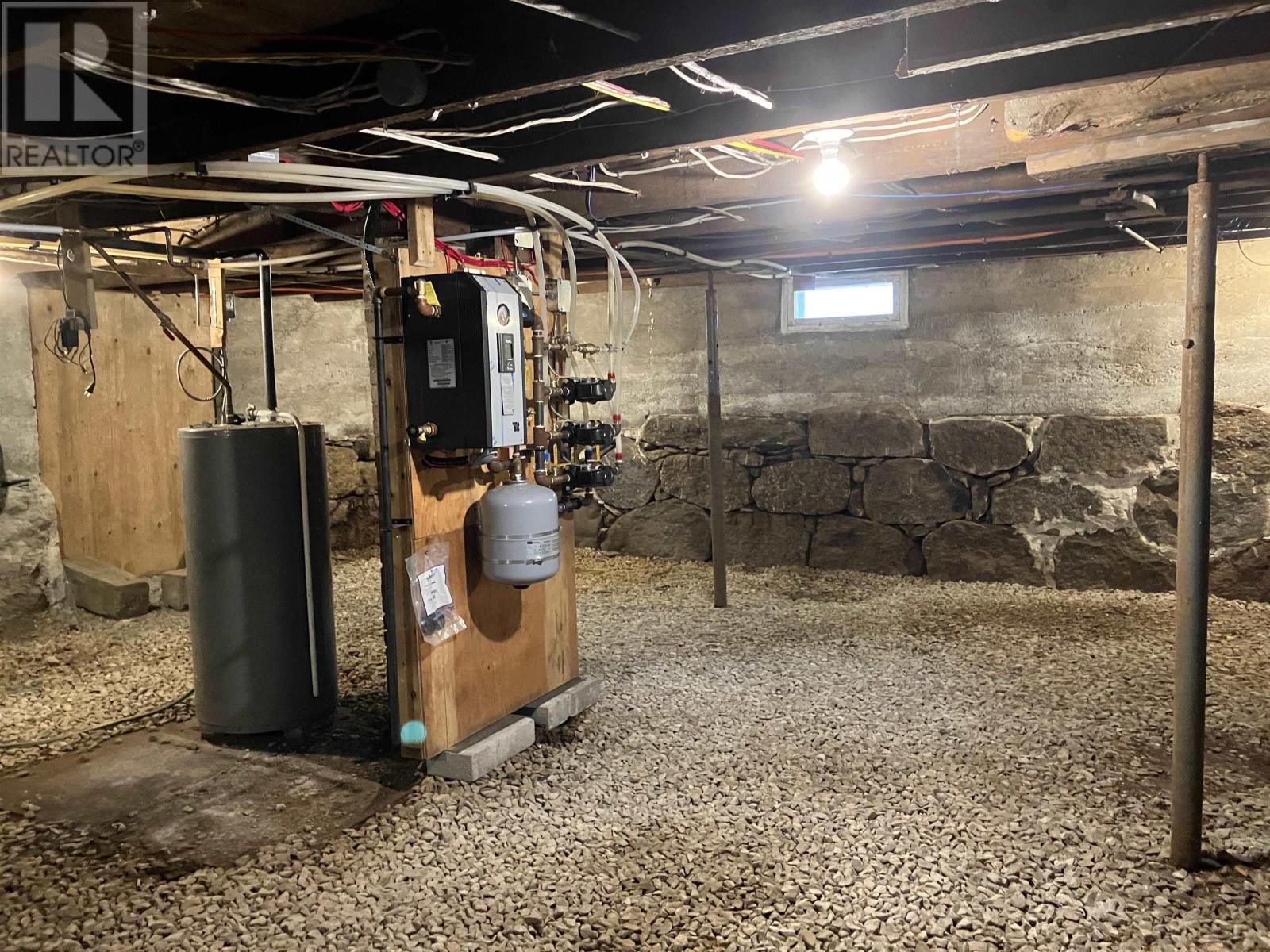 Property 35 of 48 of 903 FELTZEN SOUTH Road