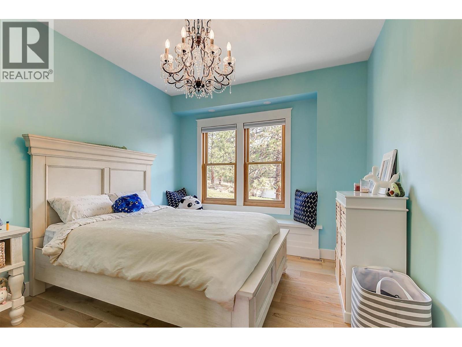 5474 Deadpine Drive, Kelowna