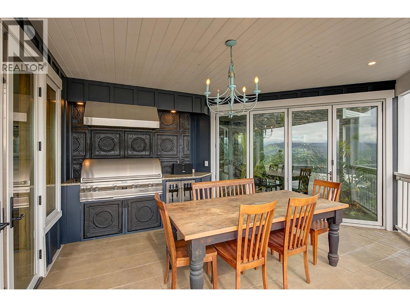 5474 Deadpine Drive, Kelowna