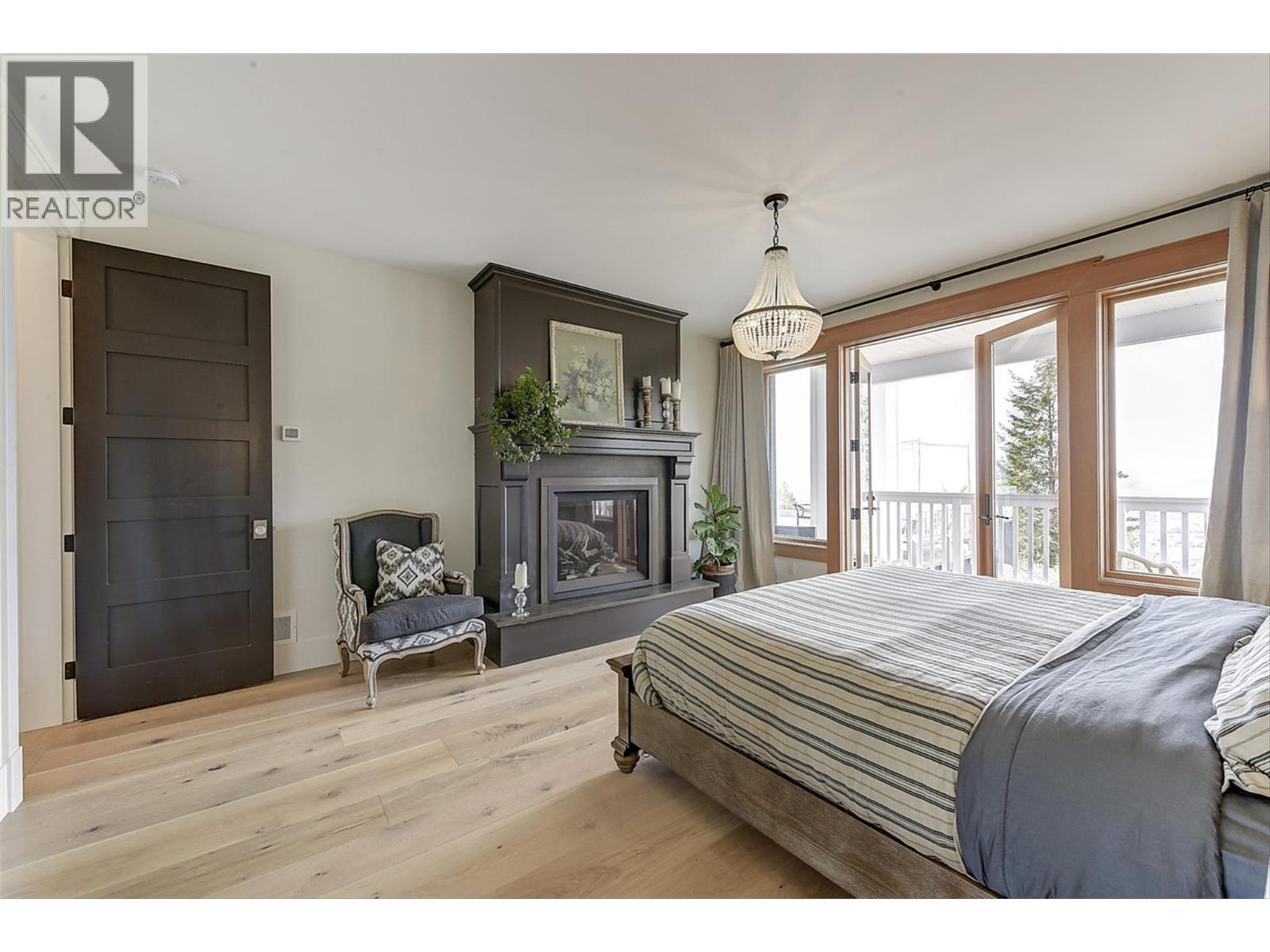 5474 Deadpine Drive, Kelowna