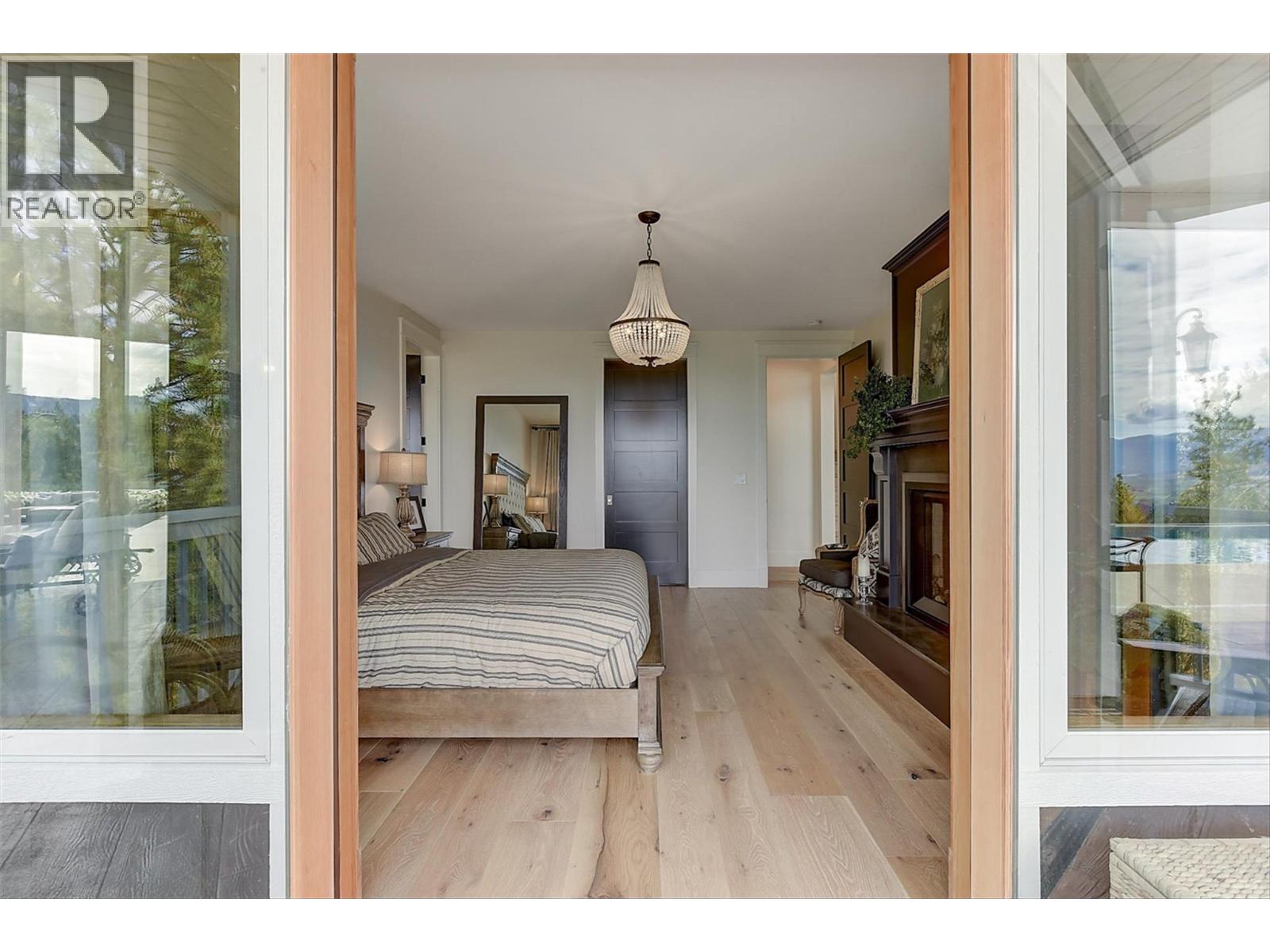 5474 Deadpine Drive, Kelowna