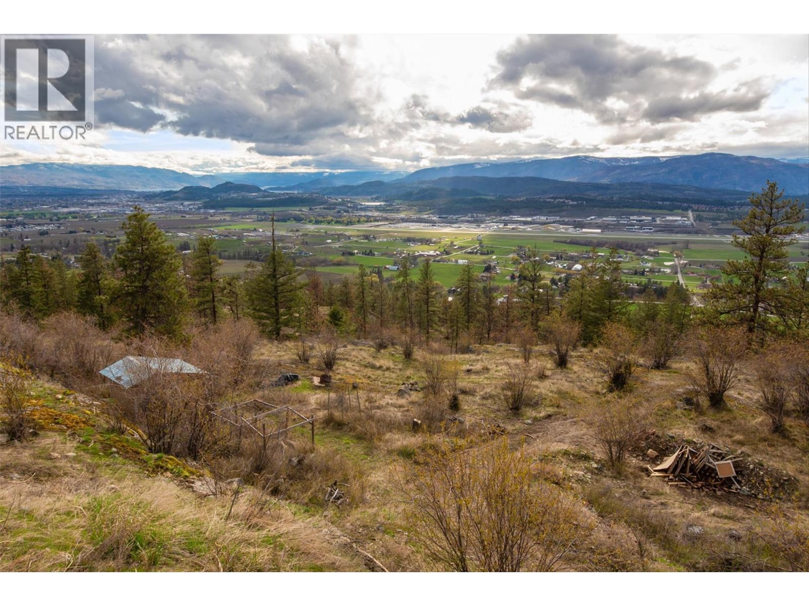 5474 Deadpine Drive, Kelowna