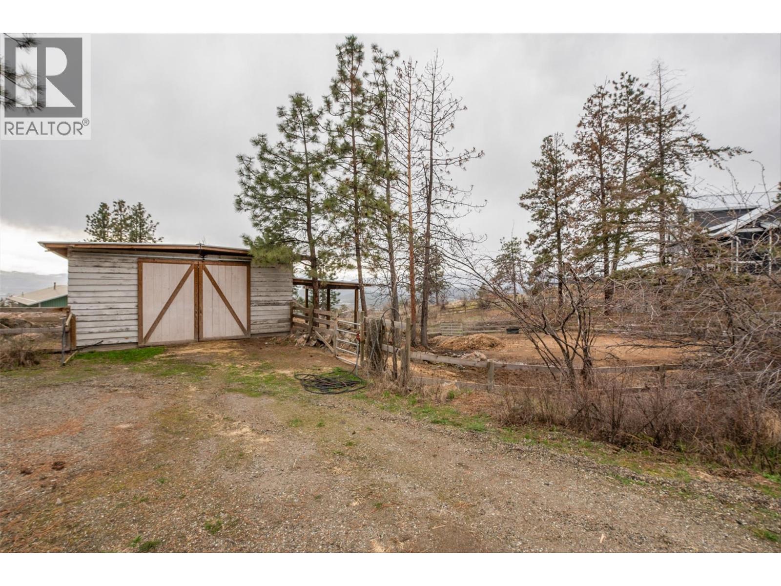 5474 Deadpine Drive, Kelowna