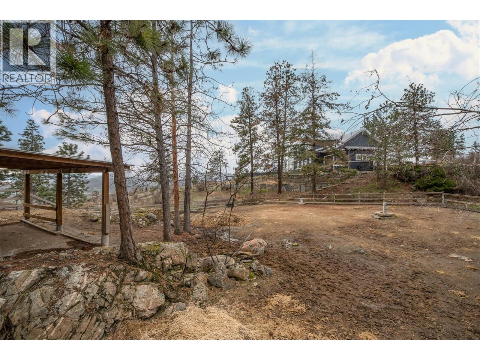 5474 Deadpine Drive, Kelowna