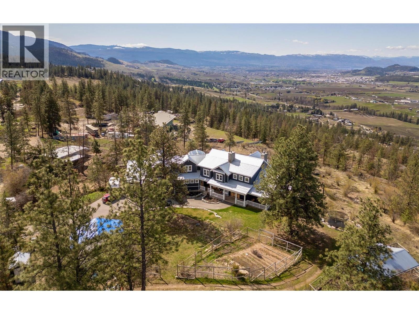 5474 Deadpine Drive, Kelowna