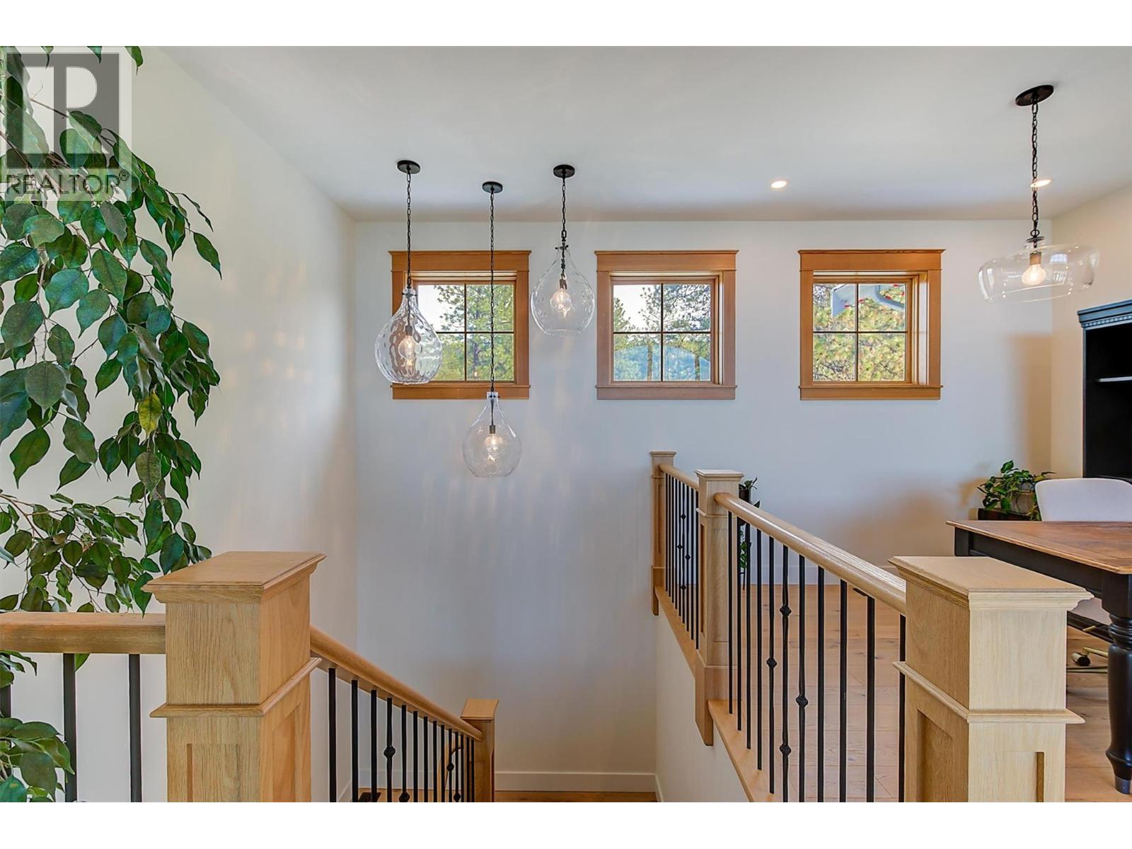 5474 Deadpine Drive, Kelowna