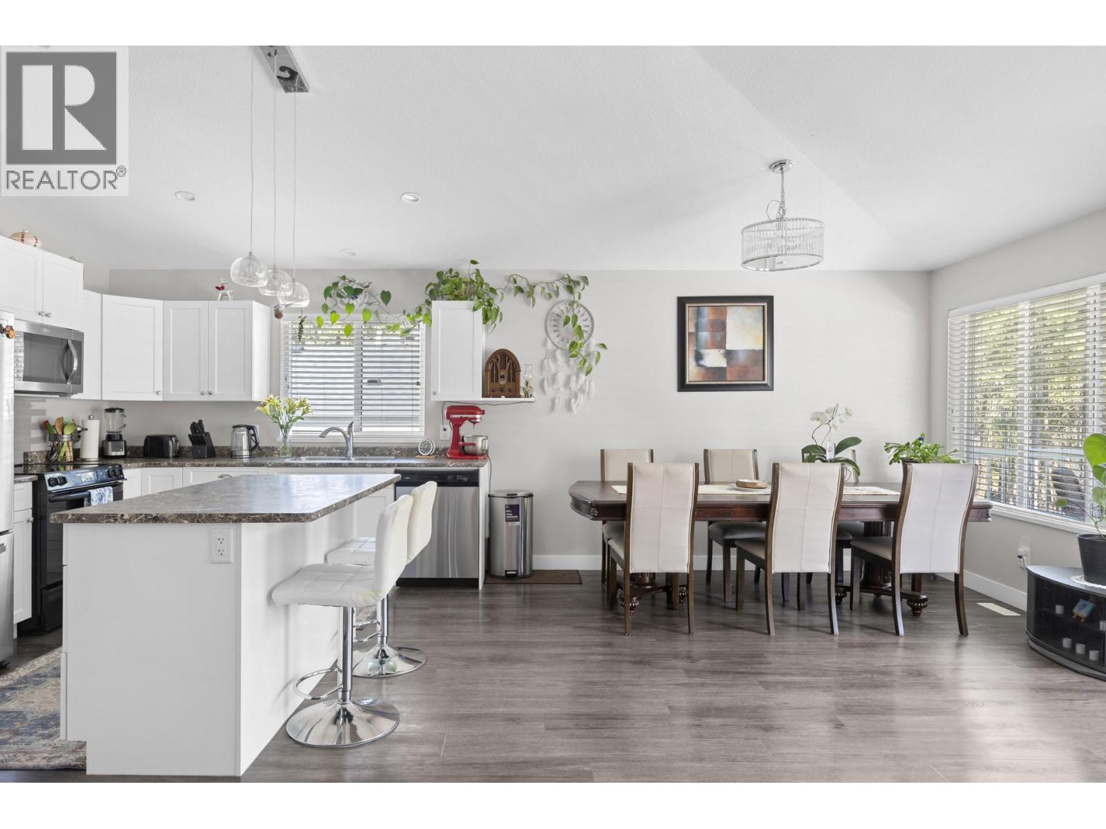 690 Muir Road, Kelowna