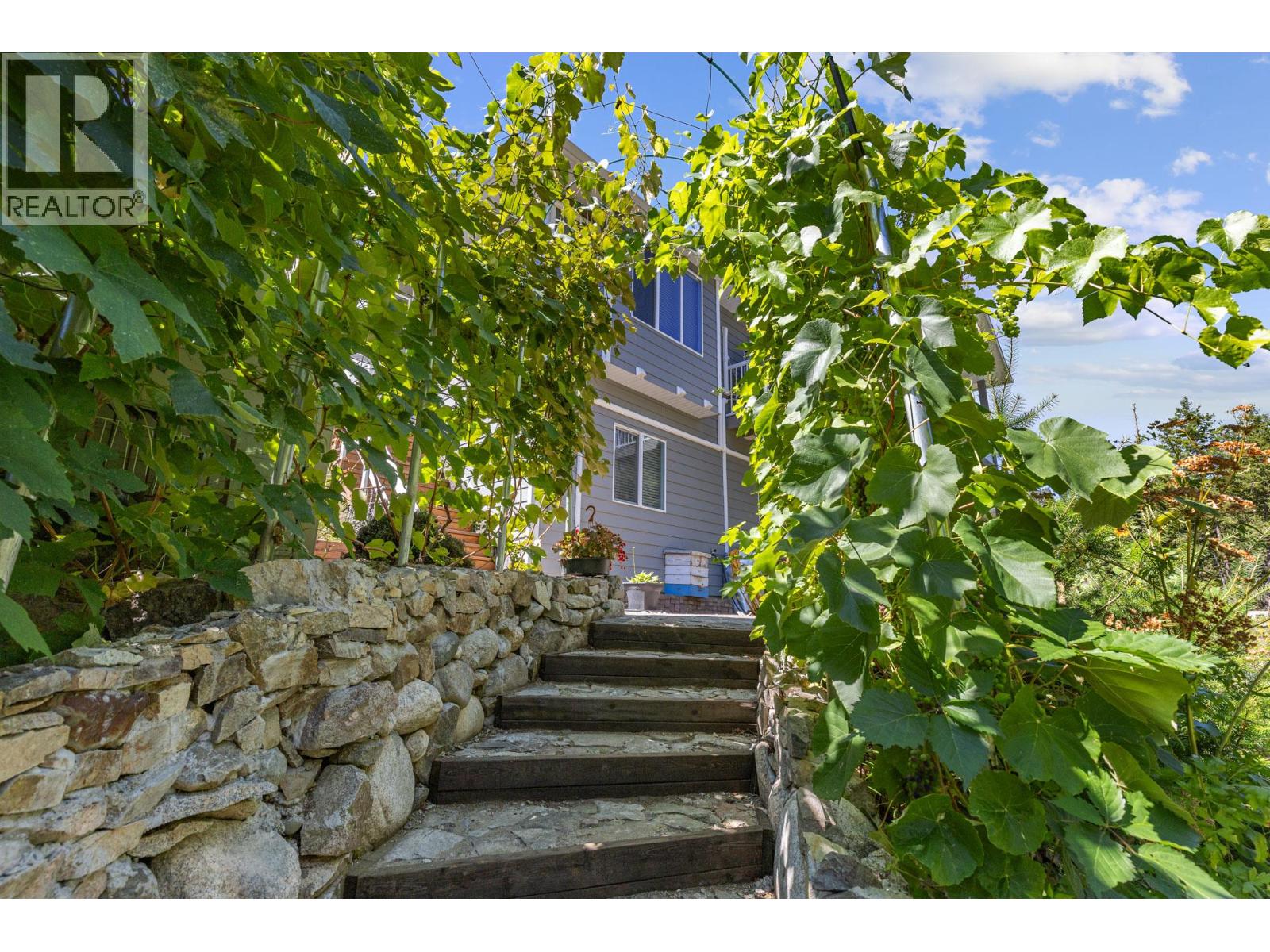 690 Muir Road, Kelowna