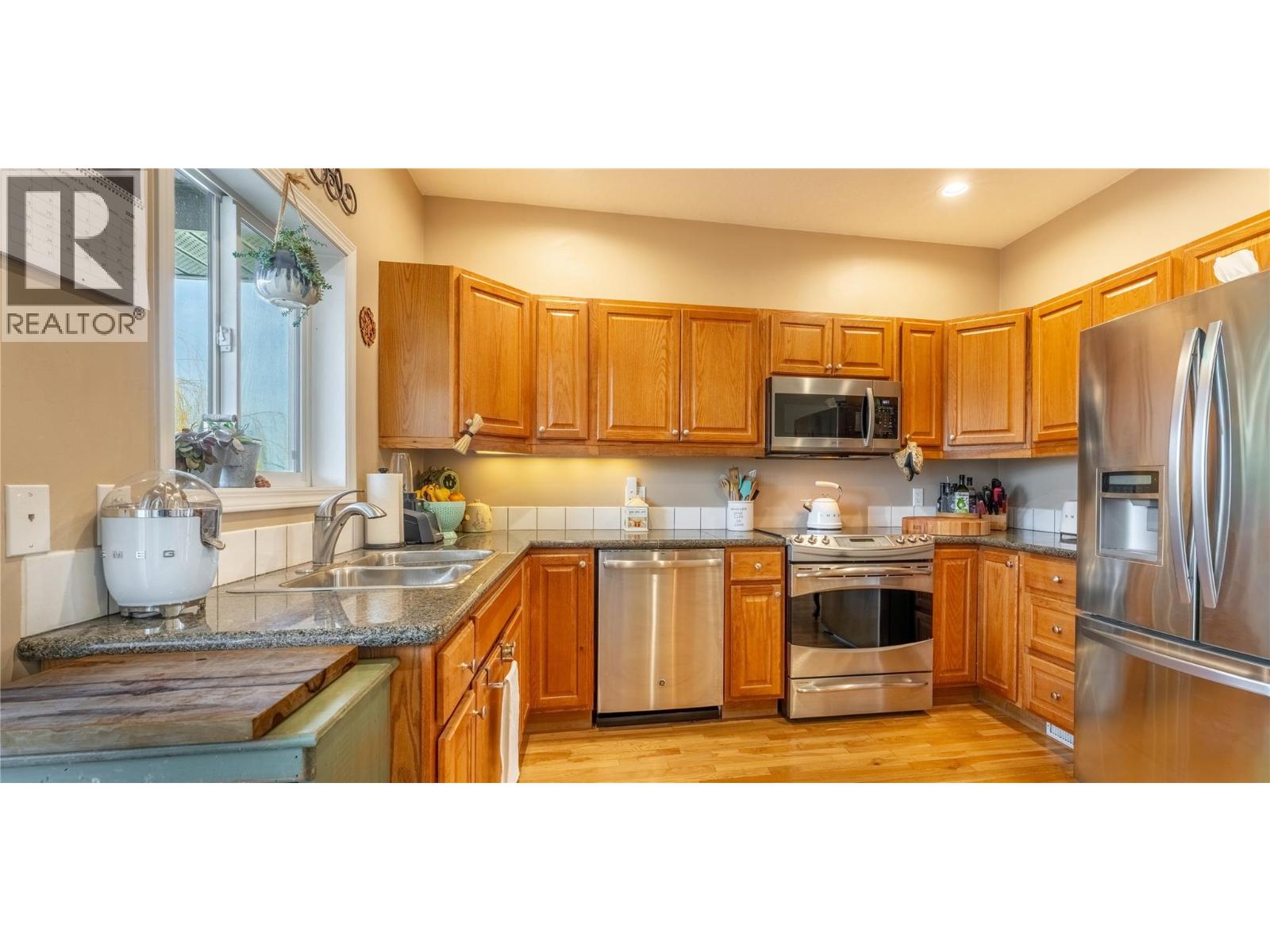 235 3rd Avenue S, Creston