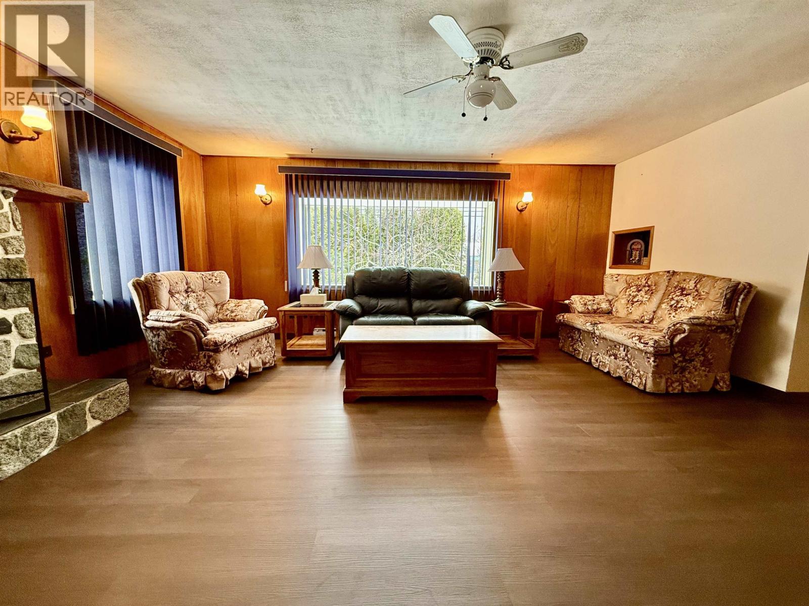 1802 MACKENZIE 20 HIGHWAY - 23