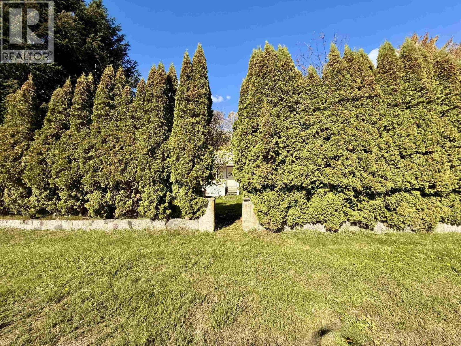 1802 MACKENZIE 20 HIGHWAY - 9