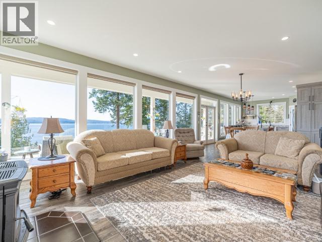 8447 HIGHWAY 101 - 6