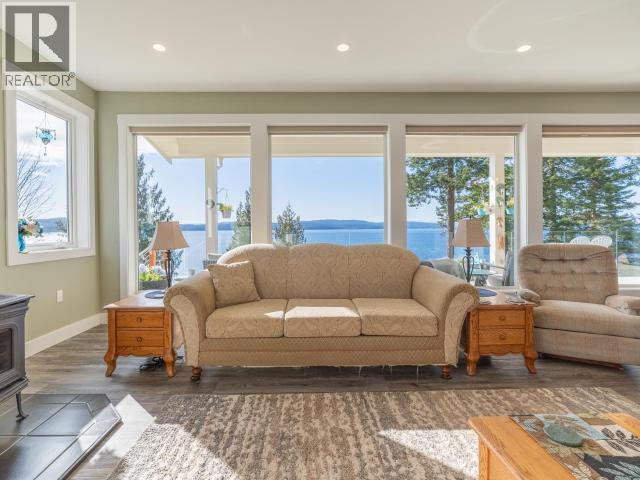 8447 HIGHWAY 101 - 28