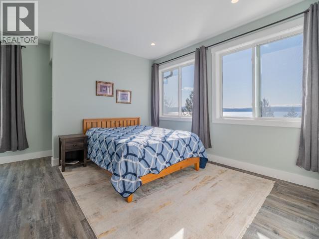 8447 HIGHWAY 101 - 37