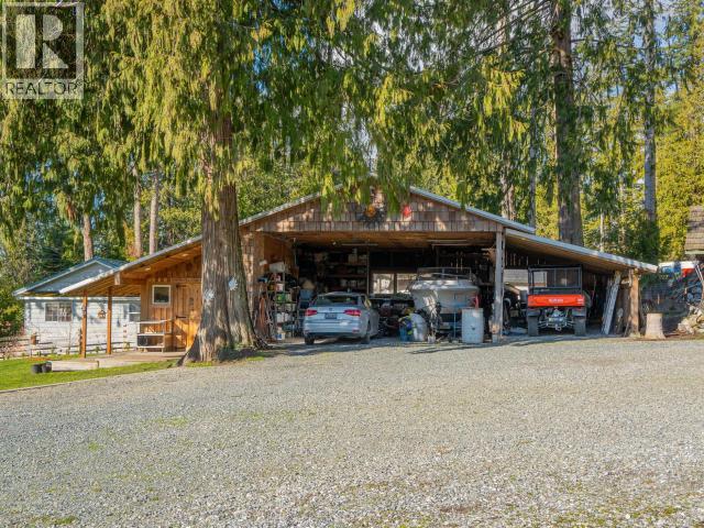 8447 HIGHWAY 101 - 46