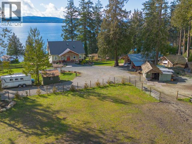 8447 HIGHWAY 101 - 44